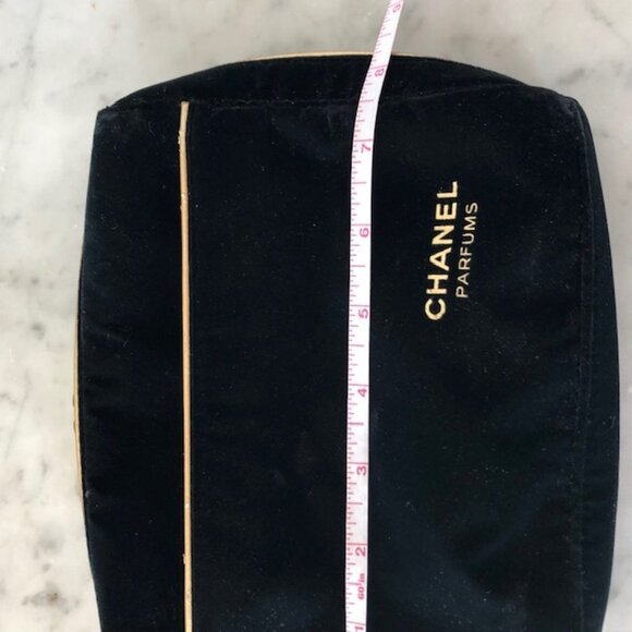 CHANEL Black Velvet Double Zip Top Clutch Cosmetics Parfums Bag - Picture 14 of 17